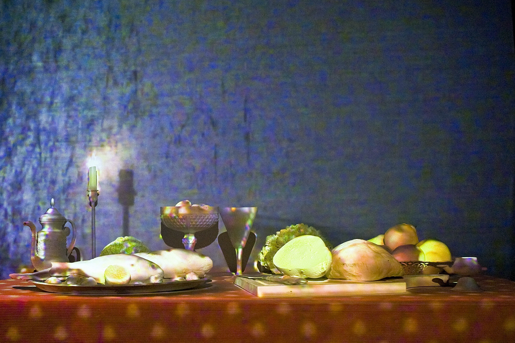 Andrea Aquilanti, Still Life, 2009, video-projection, color on chalk elements, courtesy The Gallery Apart, photo by Michele Tomaiuoli