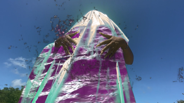 biarritzzz, «Capsula de Respirar (Breath Pod)», 2023, still from video